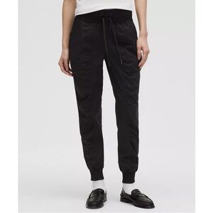 Lululemon Dance Studio Black Jogger Size 8